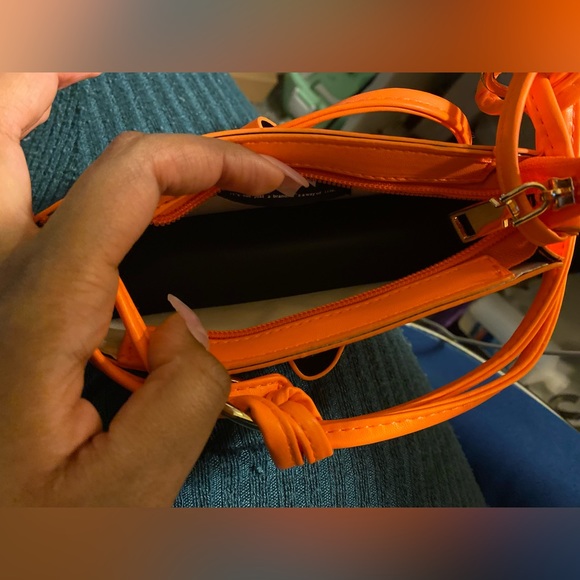 Mini Purse - Picture 4 of 4